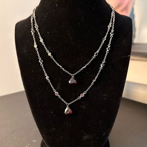 DARK GREY METAL LAYERED NECKLACE GARNET COLORED CRYSTALS. ADJUSTABLE LENGTH